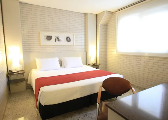 Hotel Confiance Batel